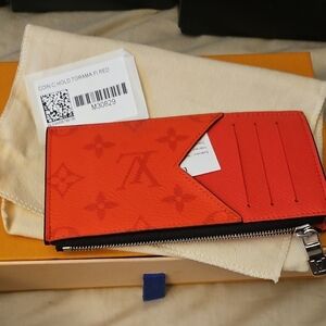 NWT LOUIS VUITTON TAIGARAMA CARD/COIN HOLDER-FIRE RED